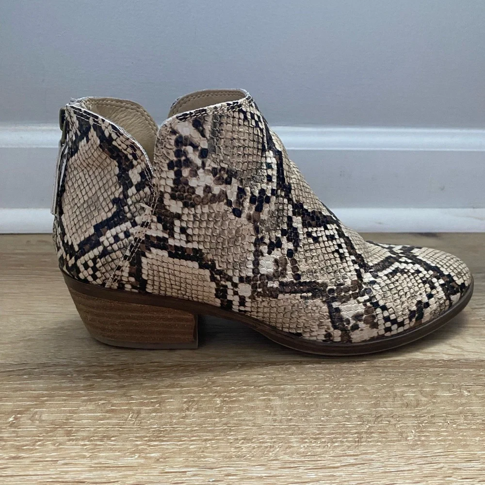 Michael by Michael Shannon Snake Booties - Picture 4 of 12